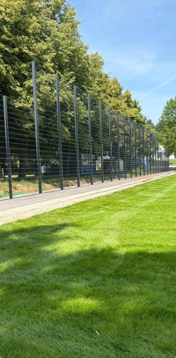 Hattingen, Driton Begolli, BEG Zaunsysteme GmbH, BEG-Zaunsysteme, Zaunbau, Zaunbauer , Zaunbau Firma, Zaunbau Unternehmen, Professioneller Zaunbau, Zaunsysteme, Zaunmontage , Metallzaun, Doppelstabmattenzaun, Gitterzaun, Industriezaun, Sicherheitszaun, Sichtschutzzaun, Gartenzäune, Toranlagen, Schiebetor, Hoftor, Zaunreparatur, Zaunmontage Service,