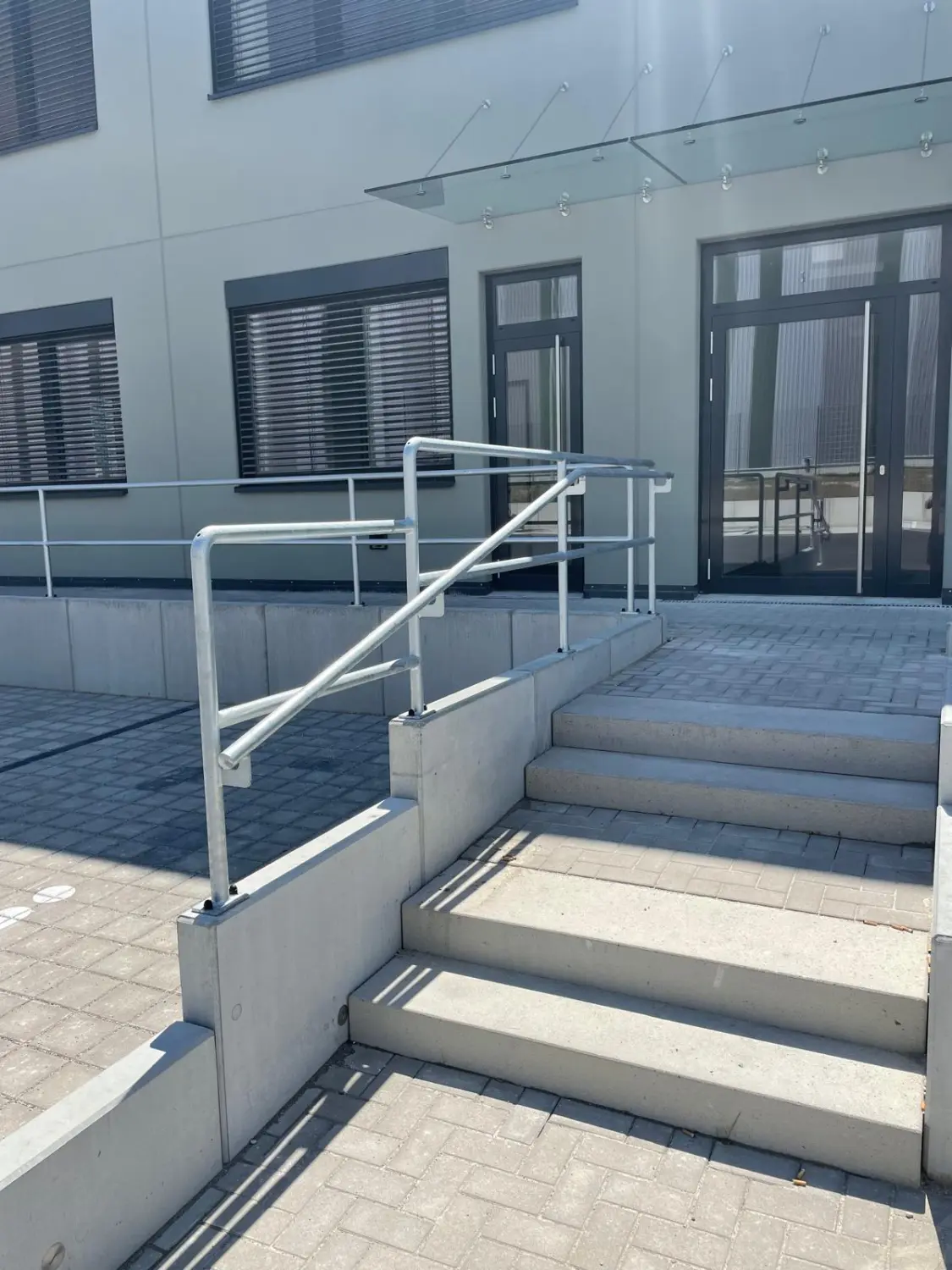 Hattingen, Driton Begolli, BEG Zaunsysteme GmbH, BEG-Zaunsysteme, Zaunbau, Zaunbauer , Zaunbau Firma, Zaunbau Unternehmen, Professioneller Zaunbau, Zaunsysteme, Zaunmontage , Metallzaun, Doppelstabmattenzaun, Gitterzaun, Industriezaun, Sicherheitszaun, Sichtschutzzaun, Gartenzäune, Toranlagen, Schiebetor, Hoftor, Zaunreparatur, Zaunmontage Service,